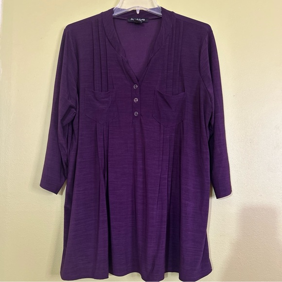 Chic Purple Women's Blouse size 2X stretch - Picture 2 of 6